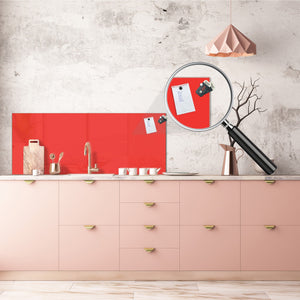 Glass kitchen panel with and w/o stainless steel back-coating: Bright Red